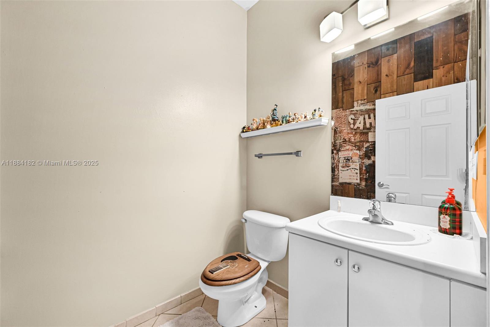 COURTS AT TUSCANY WEST - Residential