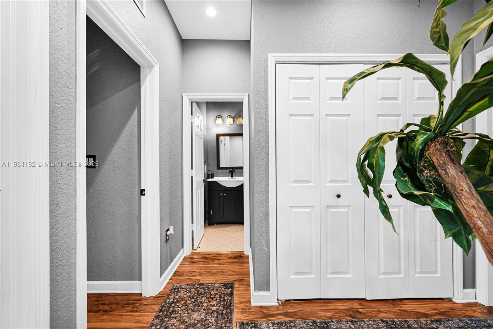 COURTS AT TUSCANY WEST - Residential