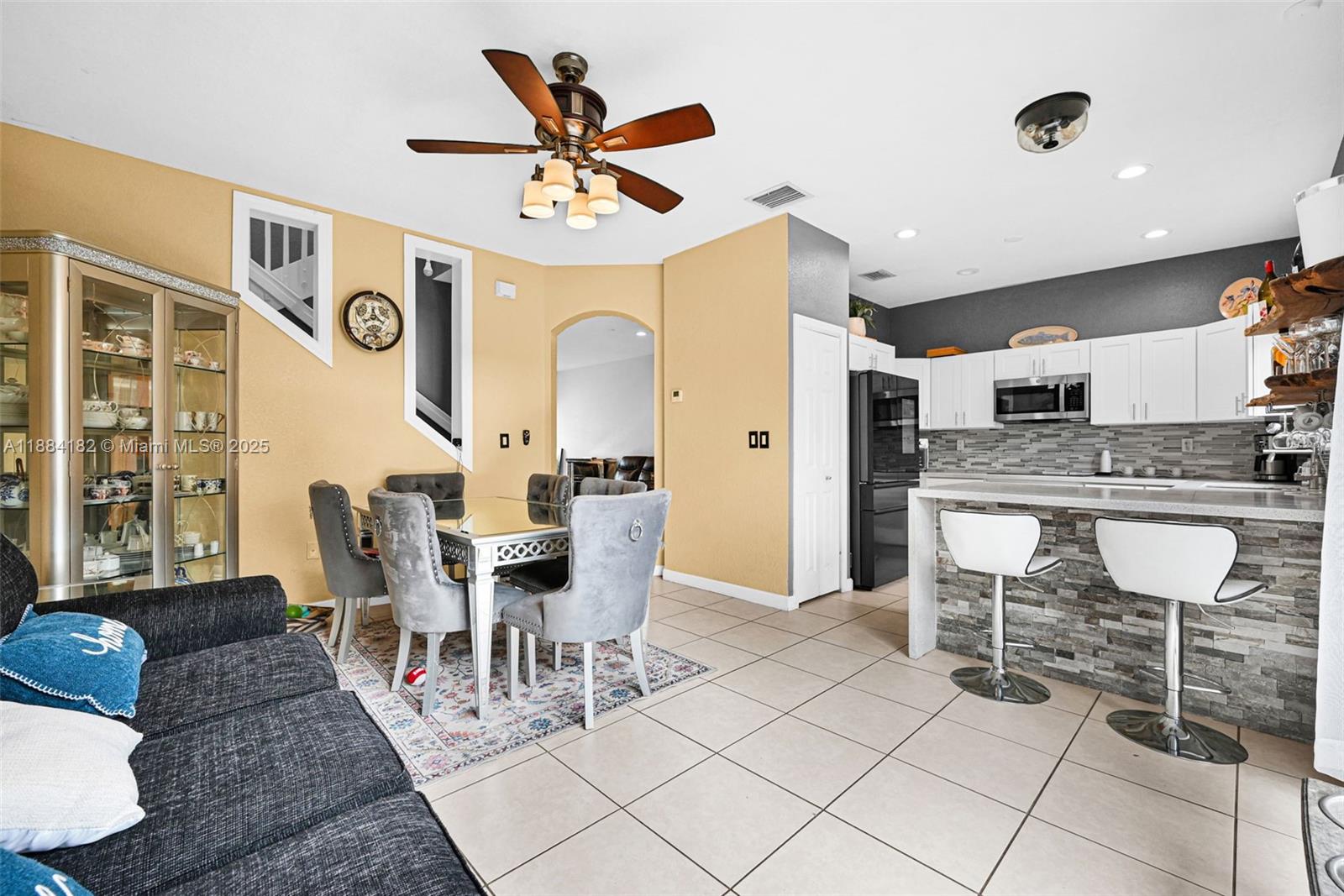 COURTS AT TUSCANY WEST - Residential