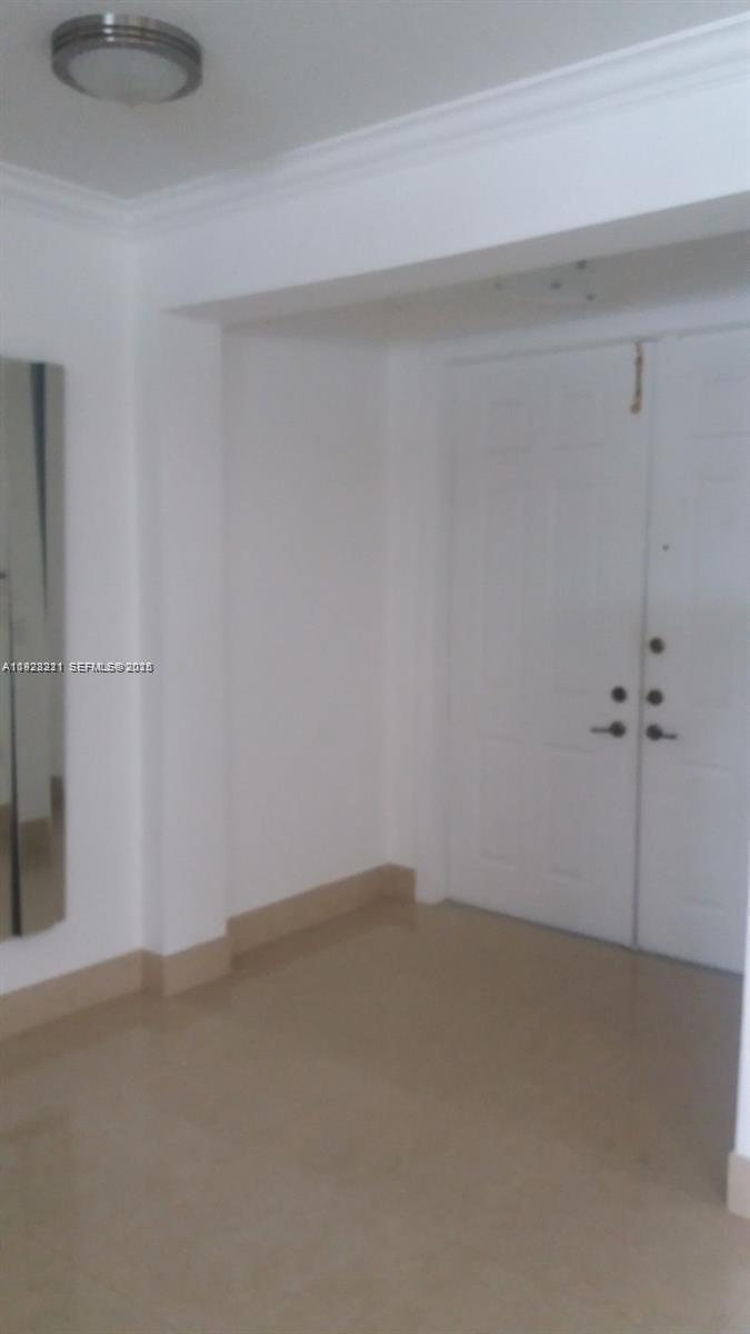 ISLANDS AT DORAL 1ST ADDN - Residential Lease