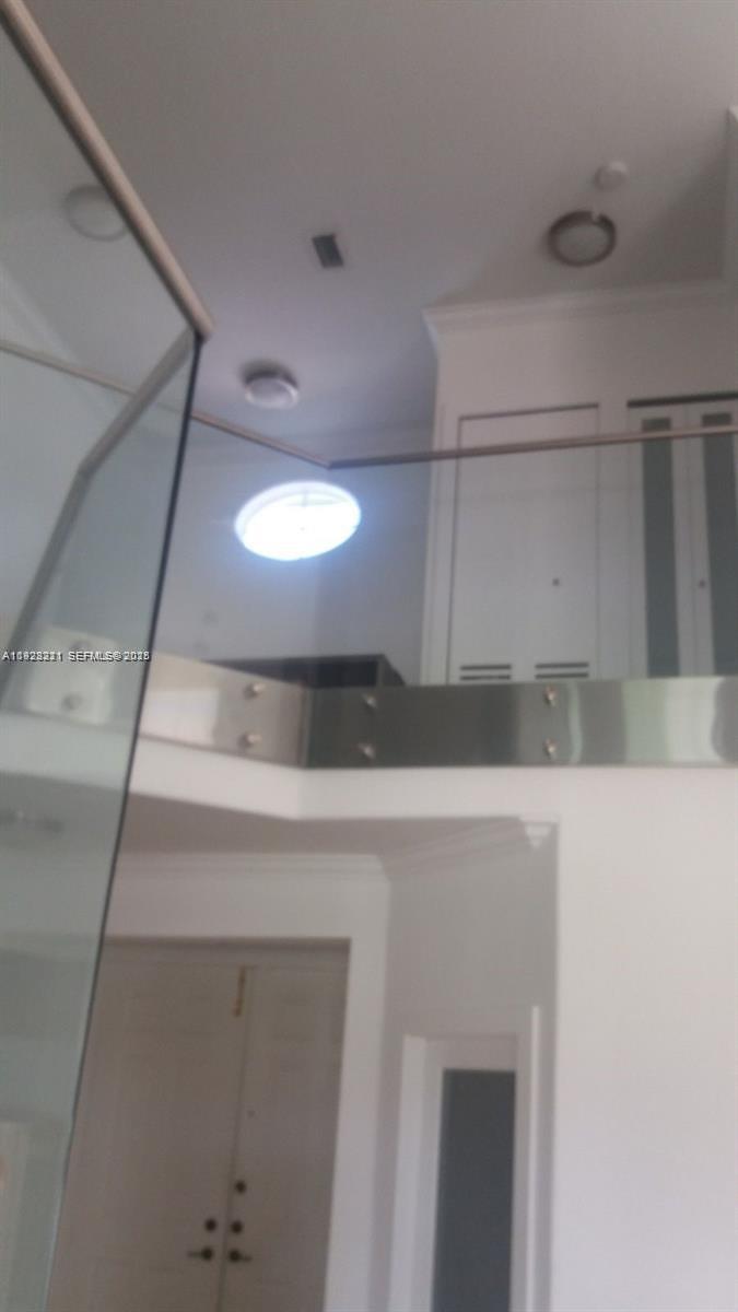 ISLANDS AT DORAL 1ST ADDN - Residential Lease