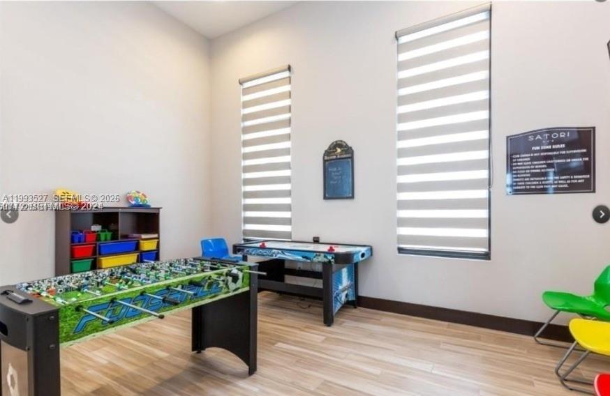 DUNNWOODY LAKE - Residential