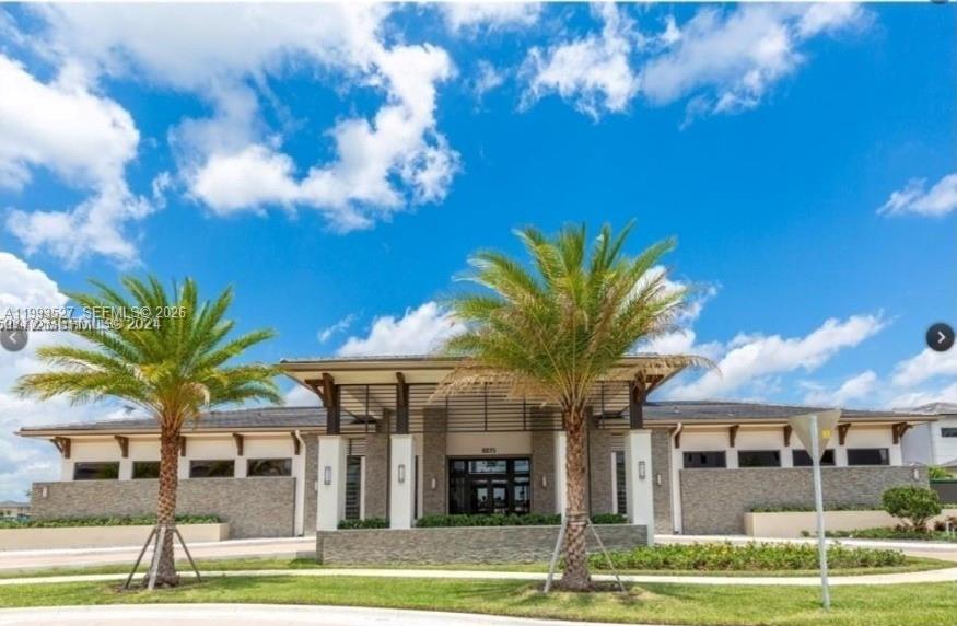 DUNNWOODY LAKE - Residential