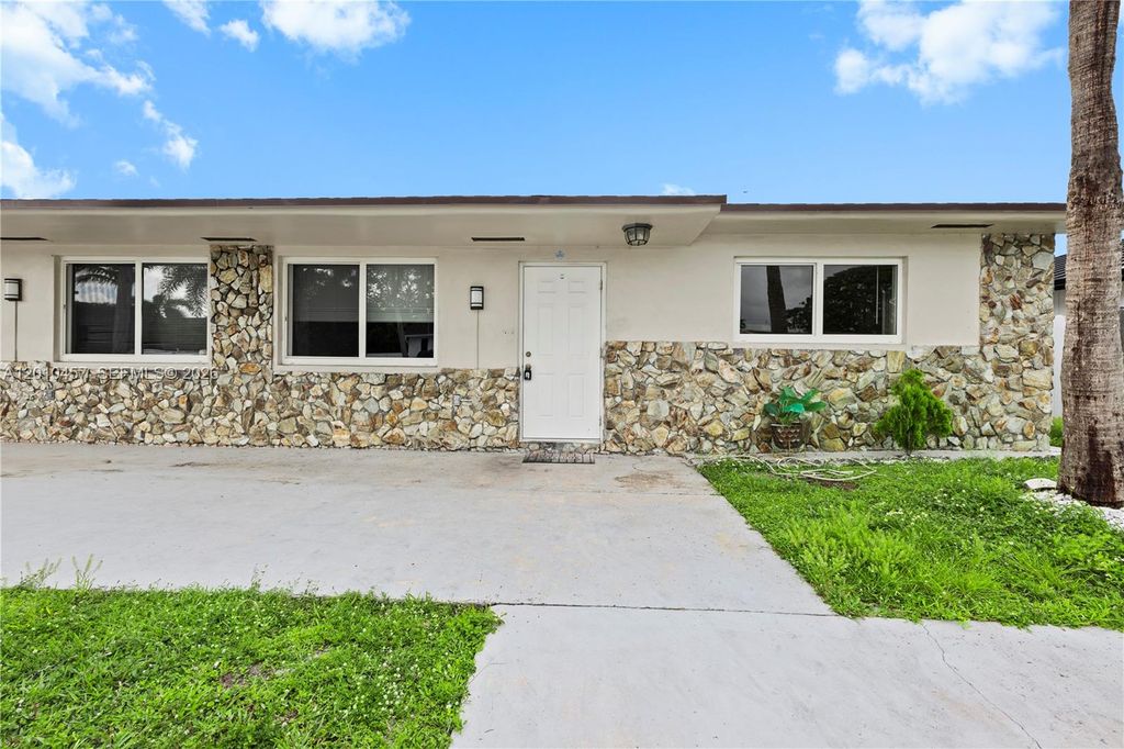 Photo of 1800 SW 97th Ave #A, Miramar, FL 33025 (MLS # A12010457)