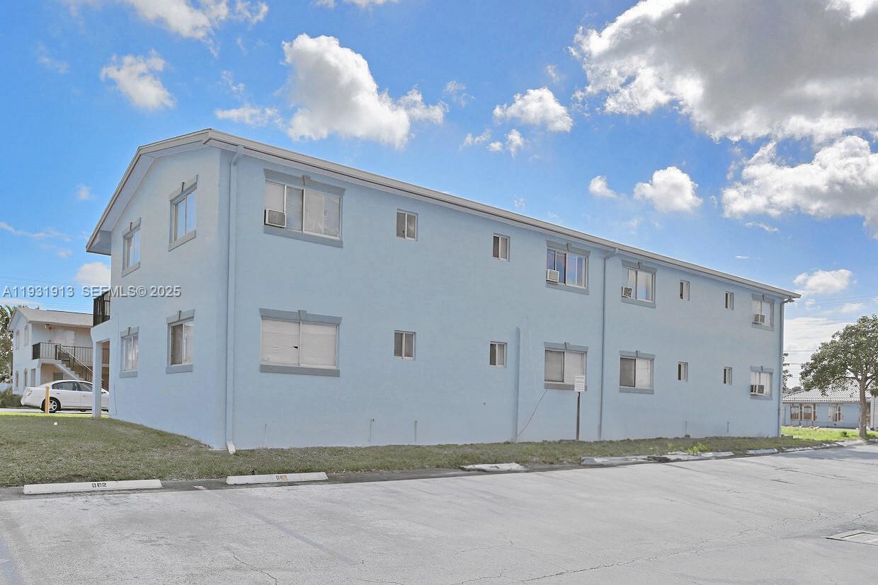 ENCLAVE AT CROWN PARK - Residential