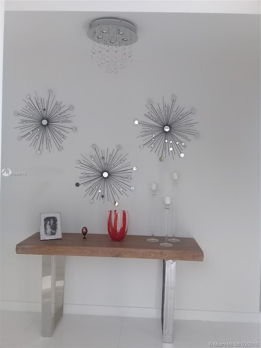 AVIATION COUNTRY CLUB 1ST - Residential