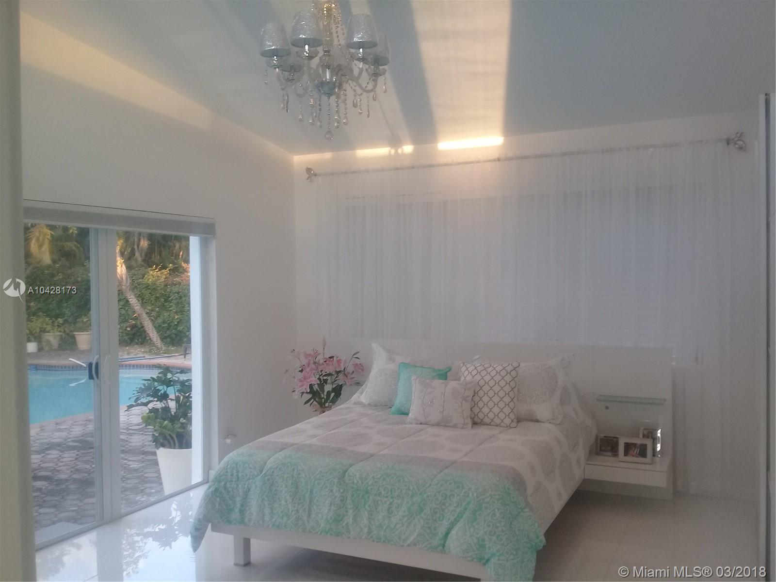 AVIATION COUNTRY CLUB 1ST - Residential