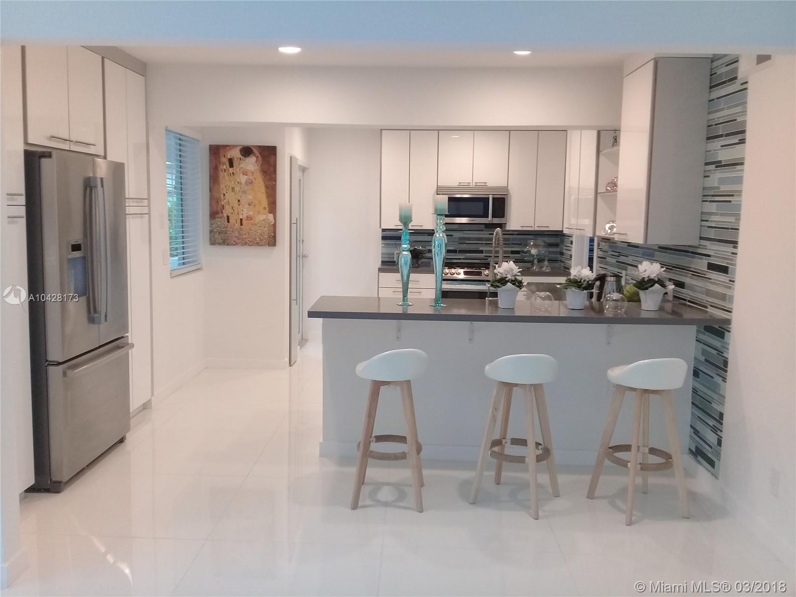 AVIATION COUNTRY CLUB 1ST - Residential