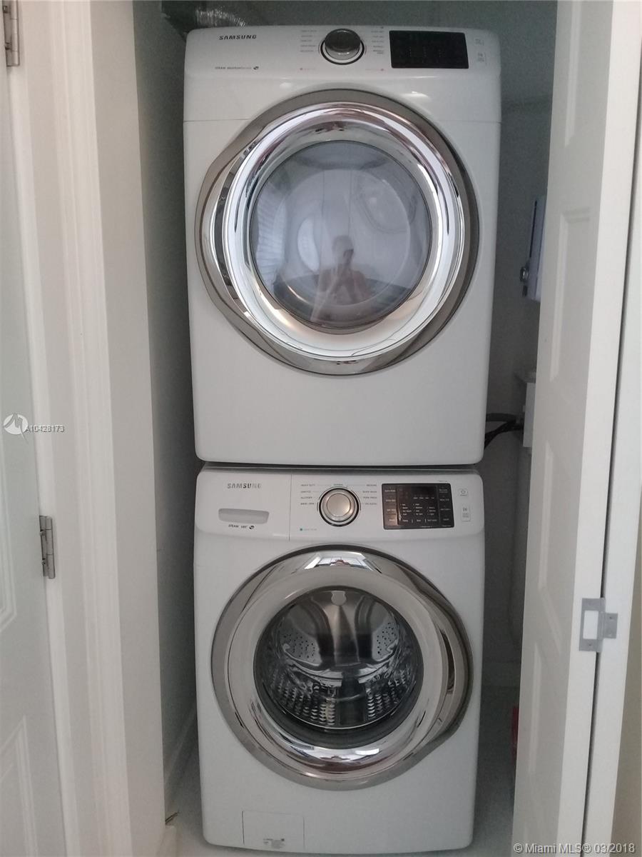 AVIATION COUNTRY CLUB 1ST - Residential