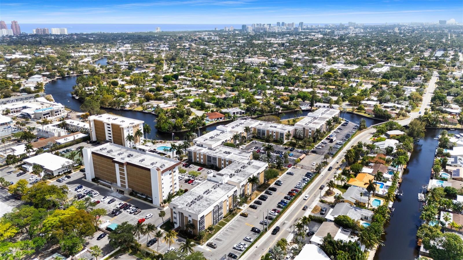 RIVER SHORES CONDO - Residential