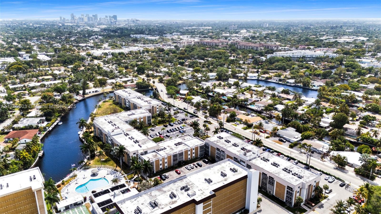 RIVER SHORES CONDO - Residential