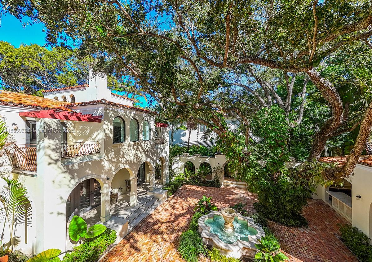 SUNSET ISLANDS-ISLAND NO 4 - Residential Lease