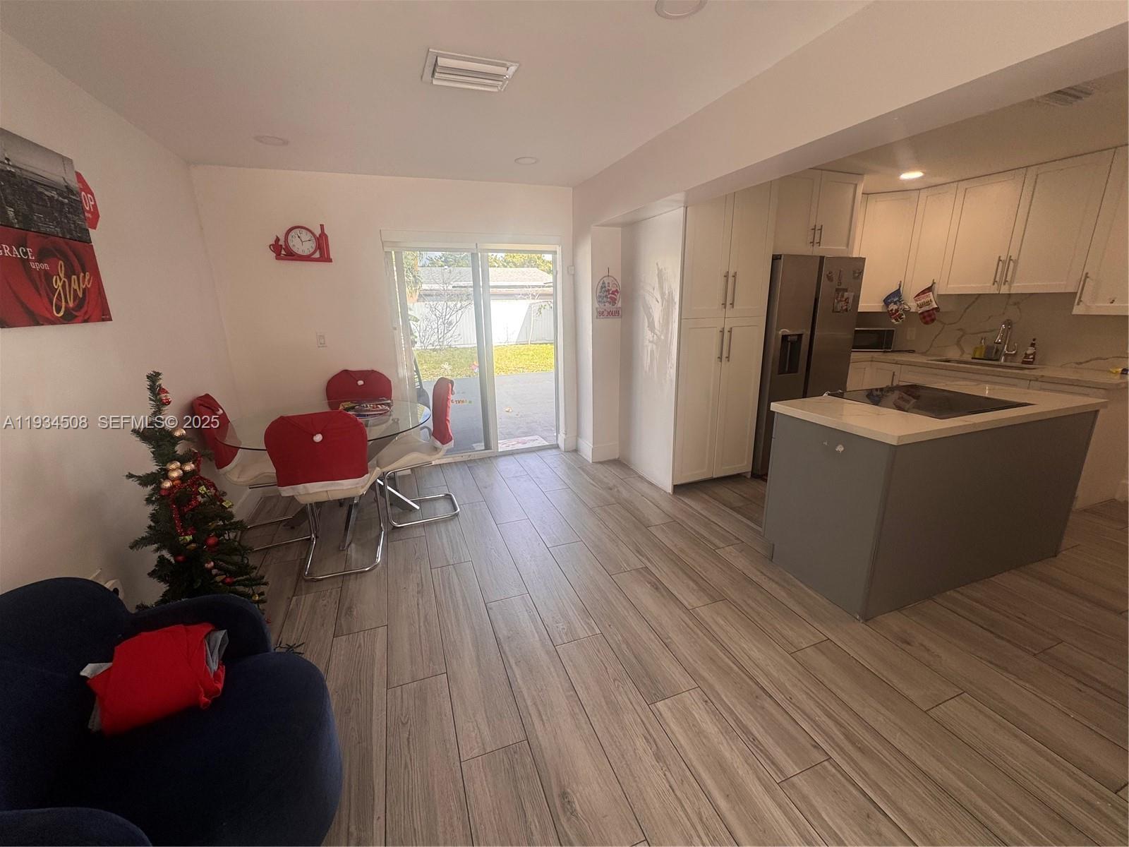 OLYMPIA HEIGHTS - Residential