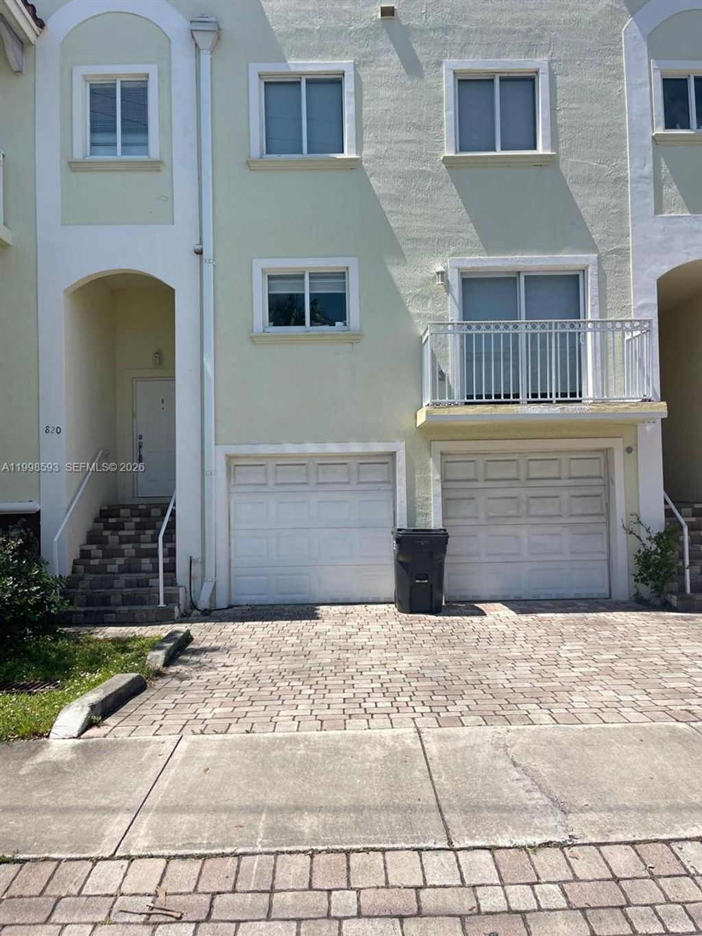 Photo of 826 N 17th Ave, Hollywood, FL 33020 (MLS # A11998593)