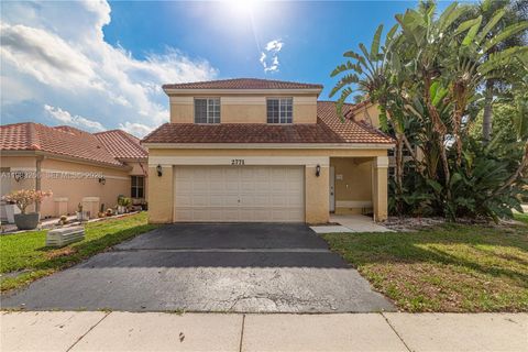 Photo of 2771 Oakview Way, Davie, FL 33328 (MLS # A11983266)