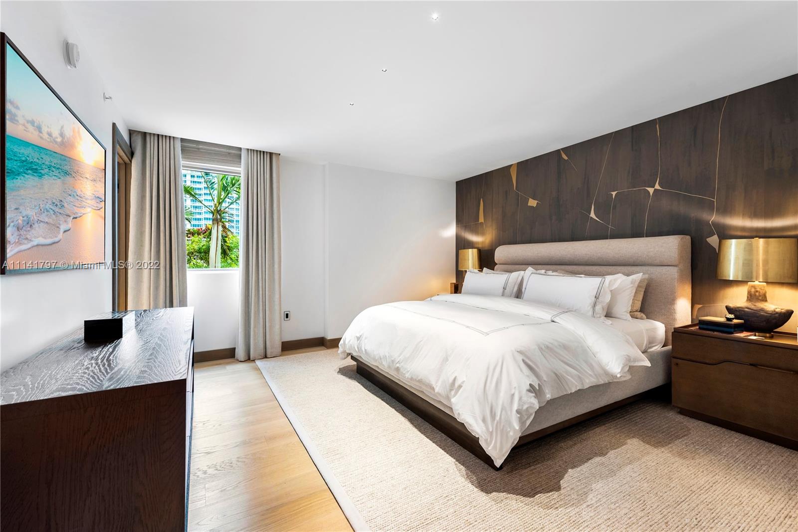 OCEAN HOUSE CONDO - Residential