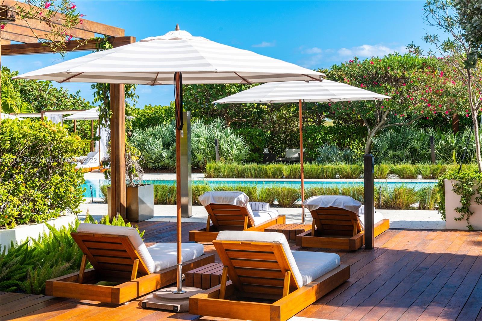 OCEAN HOUSE CONDO - Residential