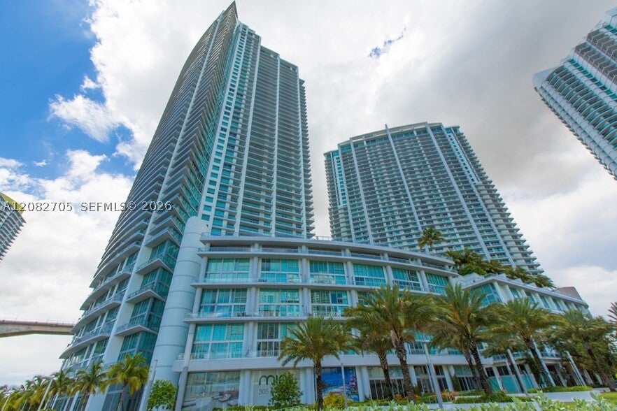 92 SW 3rd St 3811