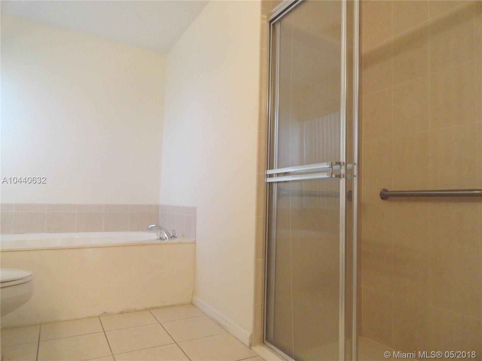 GREENVIEW SHORES - Residential Lease