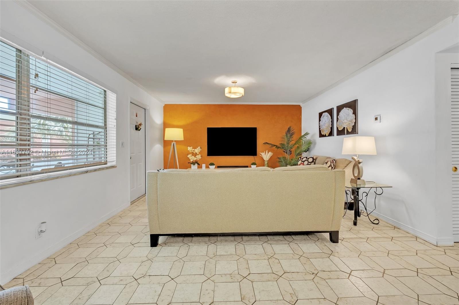 ELDORADO PLAZA WEST CONDO - Residential