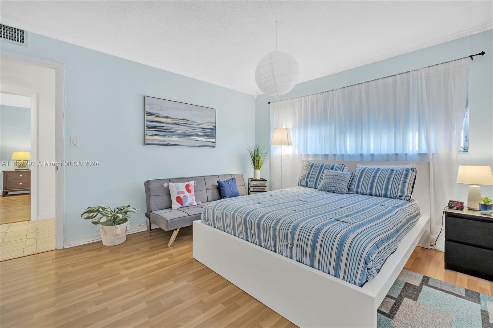 ELDORADO PLAZA WEST CONDO - Residential