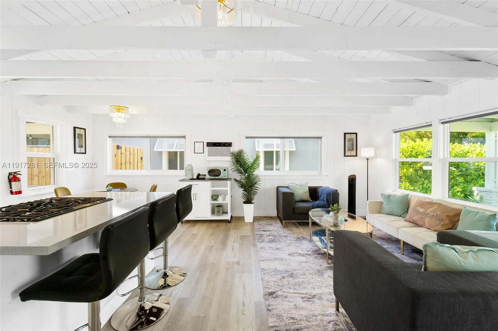 MIDDLE RIVER PLAZA - Residential Lease