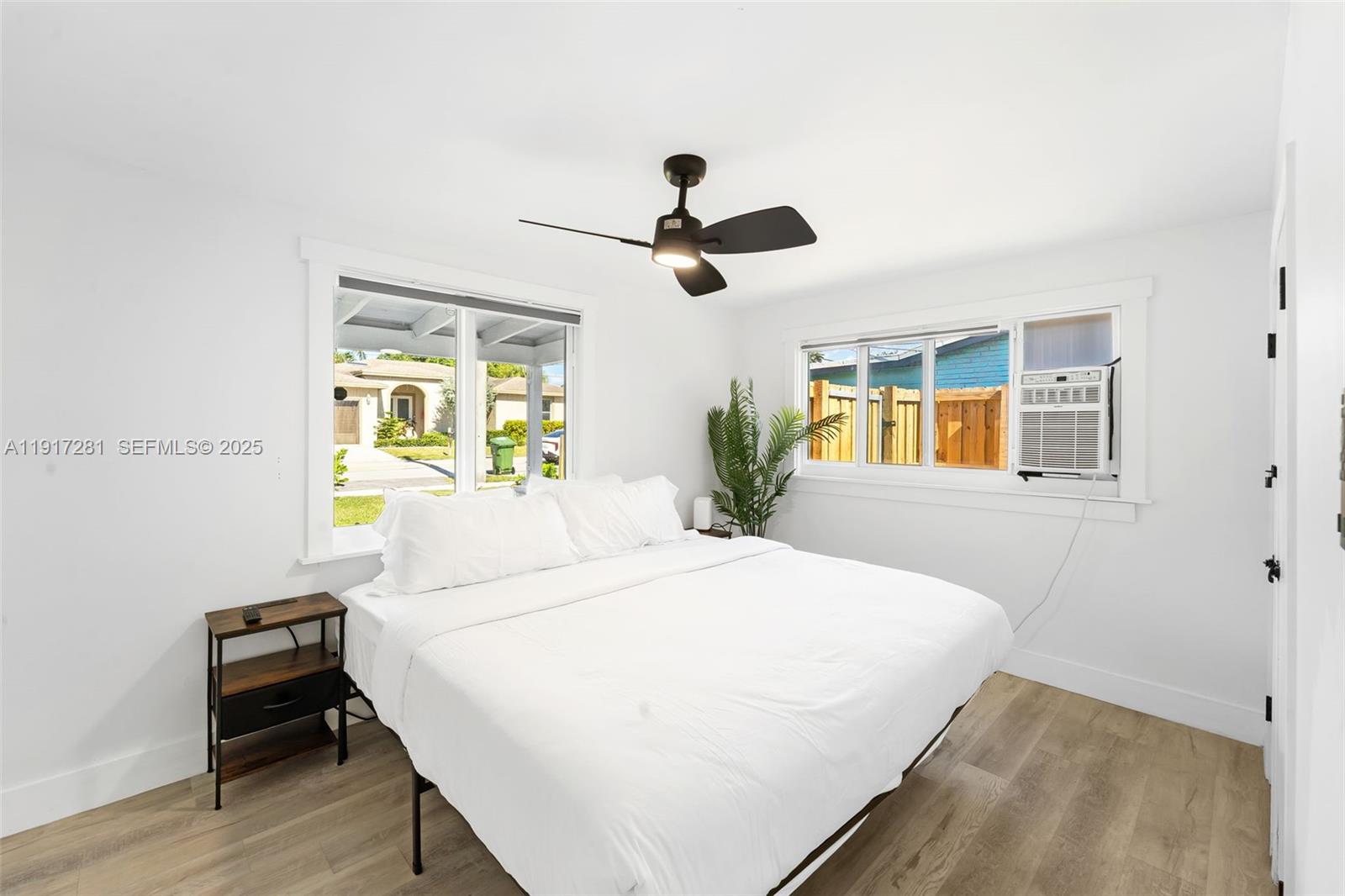 MIDDLE RIVER PLAZA - Residential Lease