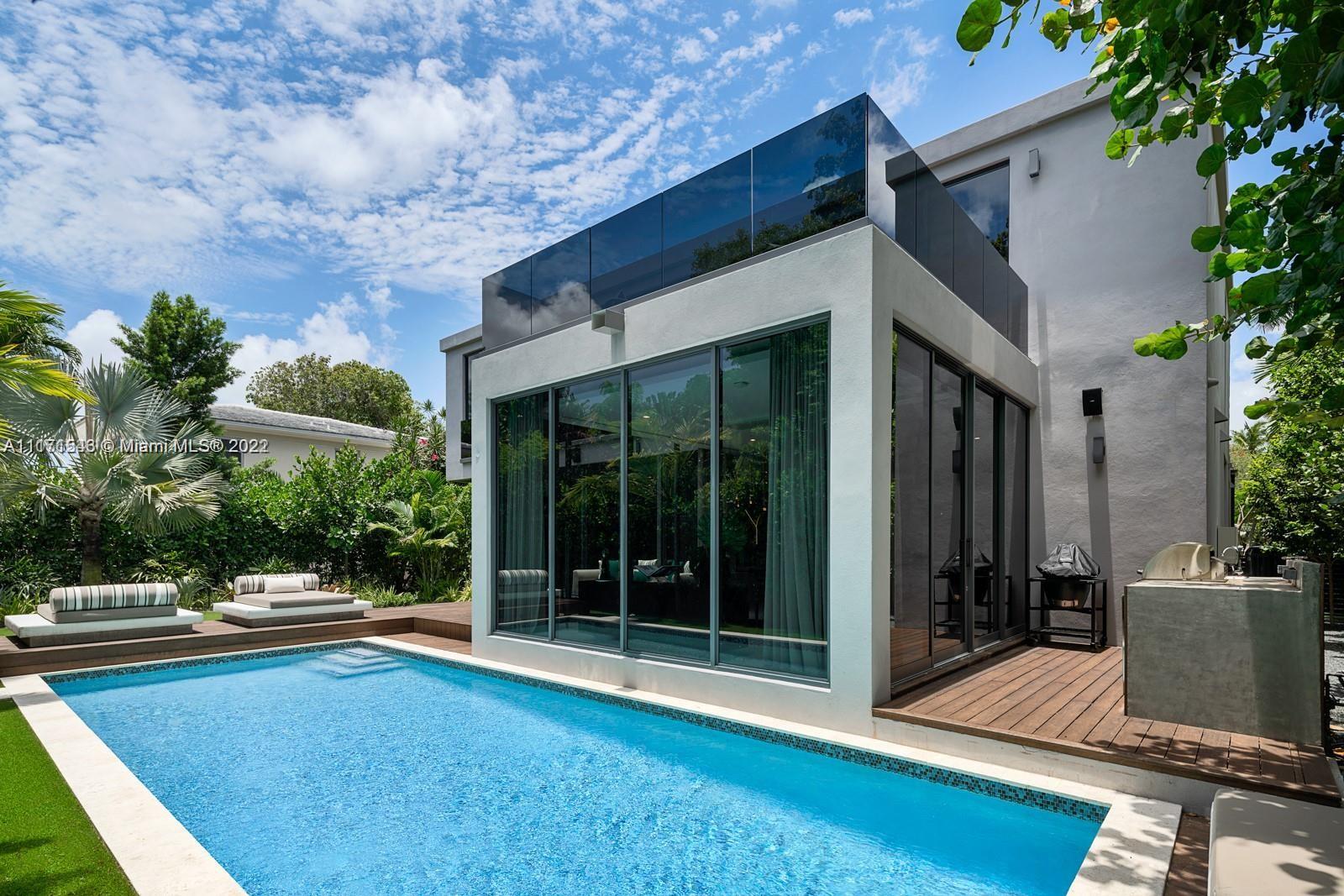 NAUTILUS EXTENSION 3RD - Residential