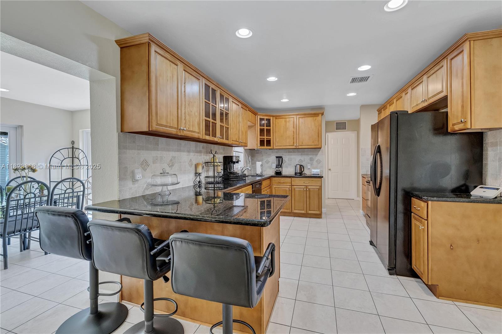 9921 Dominican Dr
