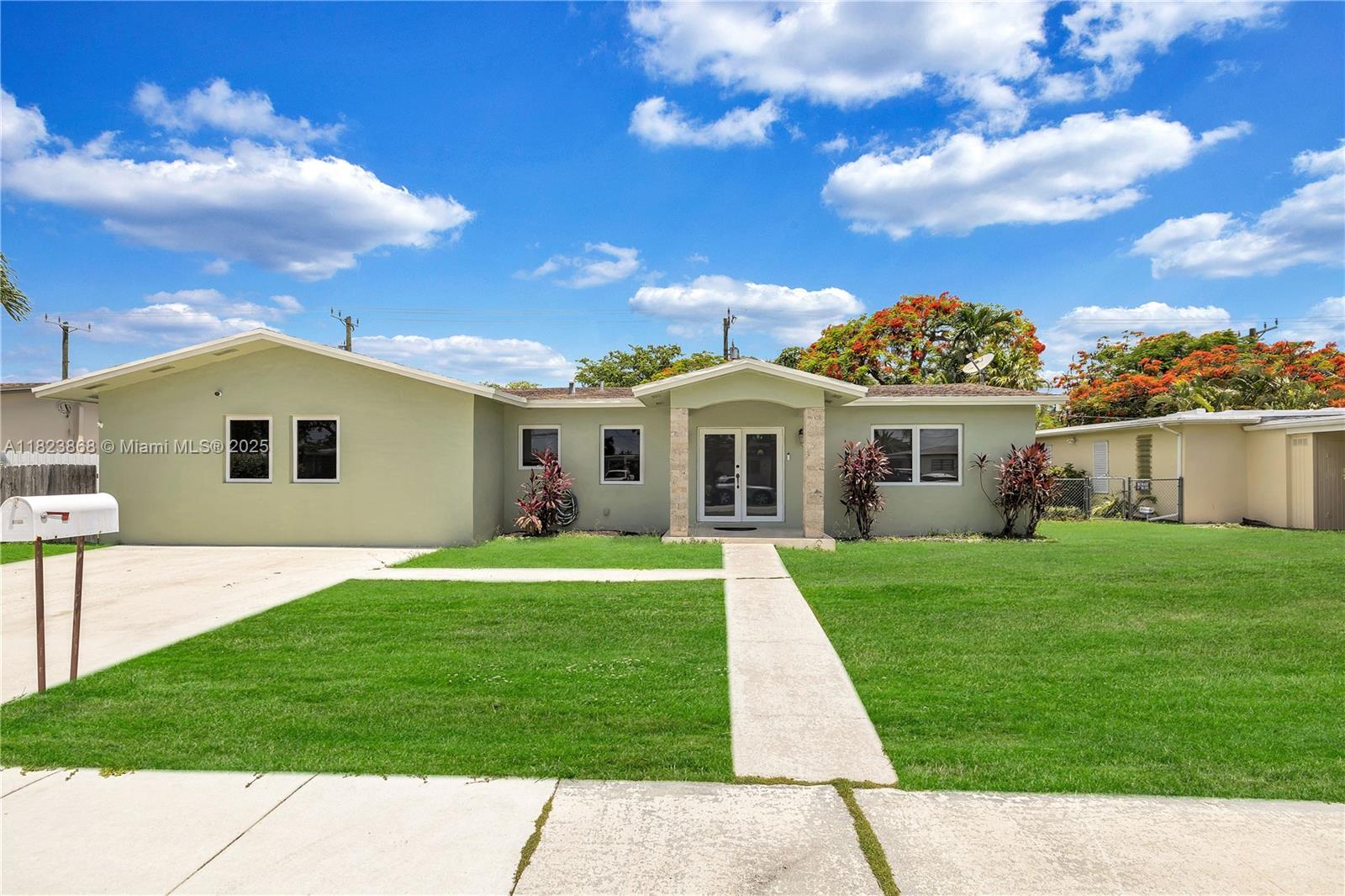 Property for Sale at 9921 Dominican Dr, Cutler Bay, Miami-Dade County, Florida - Bedrooms: 4 
Bathrooms: 3  - $625,000