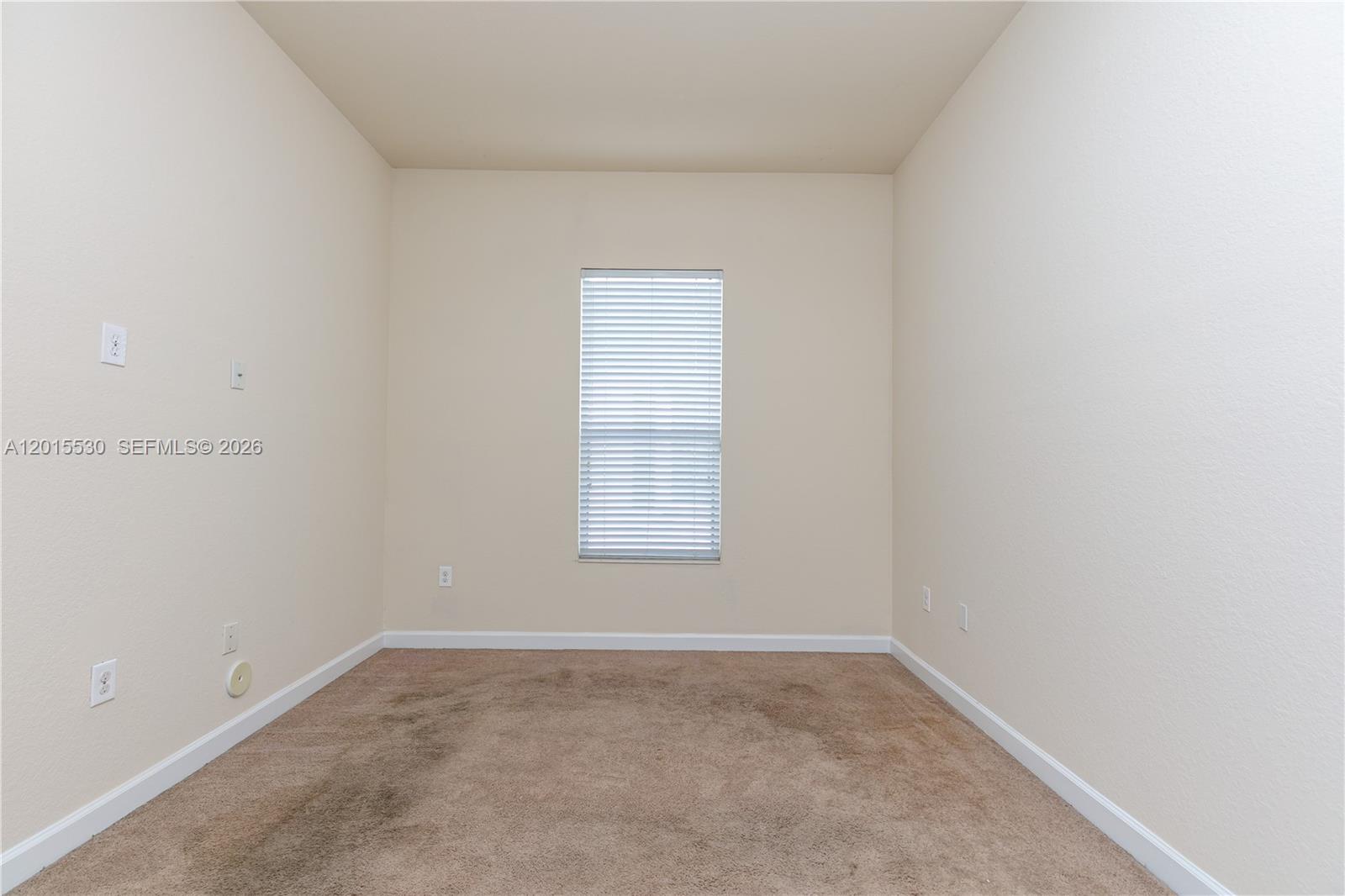 KENDALL COMMONS RESIDENTI - Residential Lease