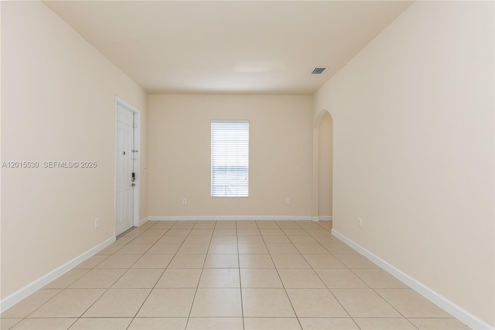 KENDALL COMMONS RESIDENTI - Residential Lease