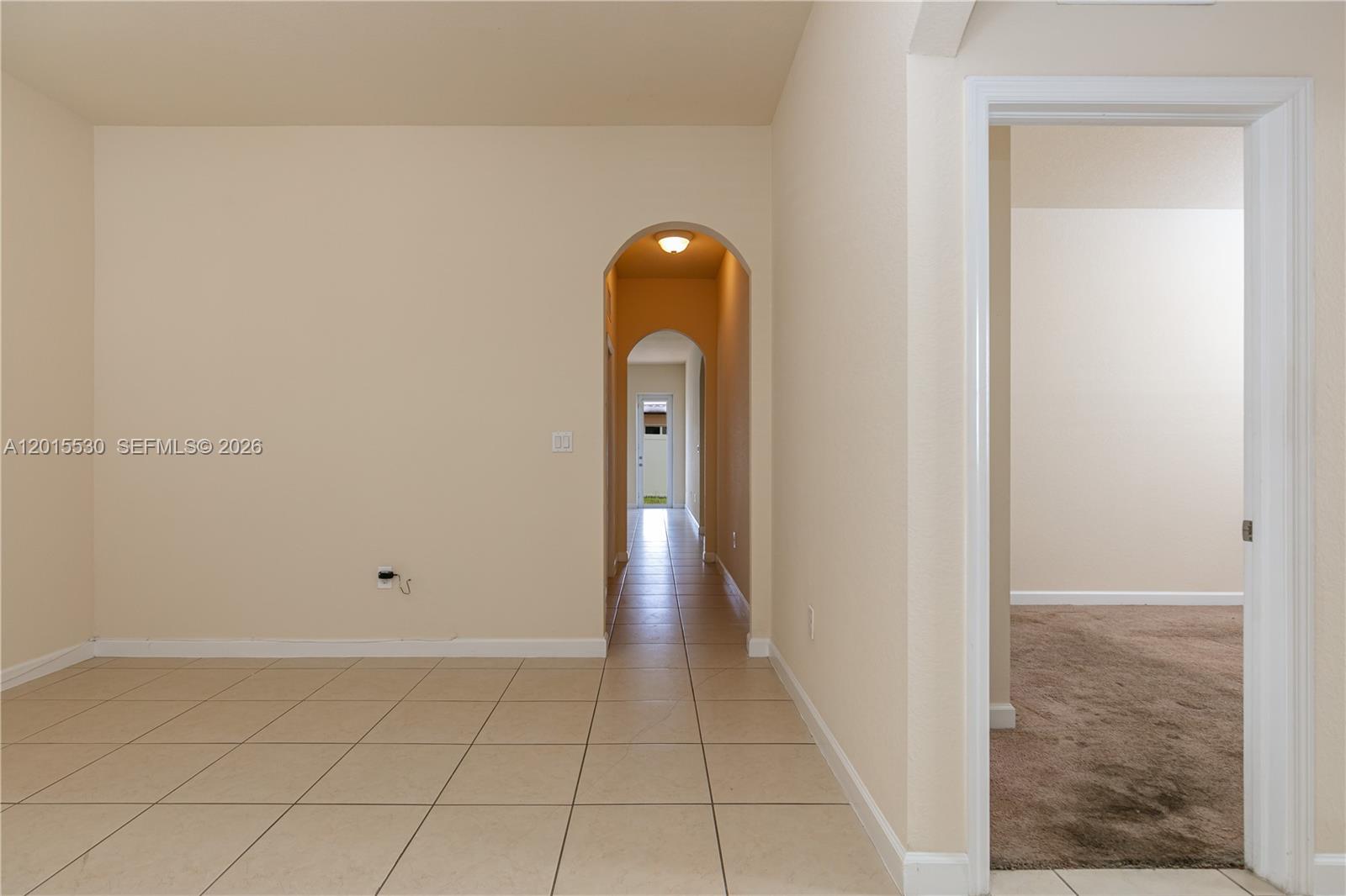 KENDALL COMMONS RESIDENTI - Residential Lease