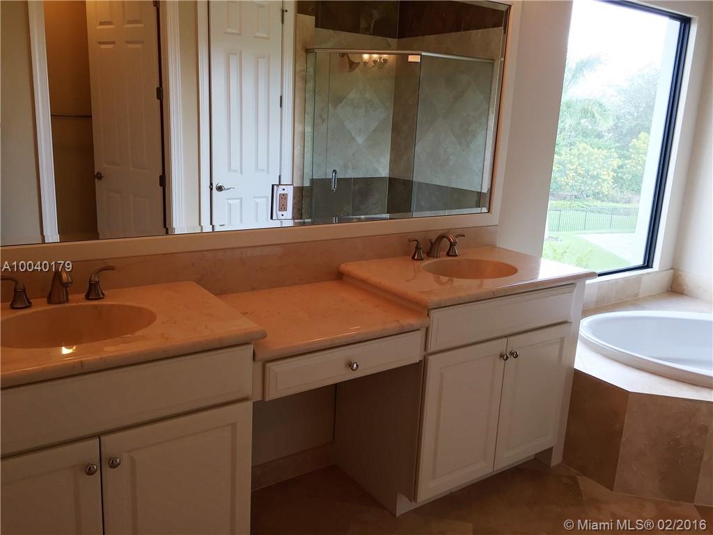 Parkland Golf & Country C - Residential Lease