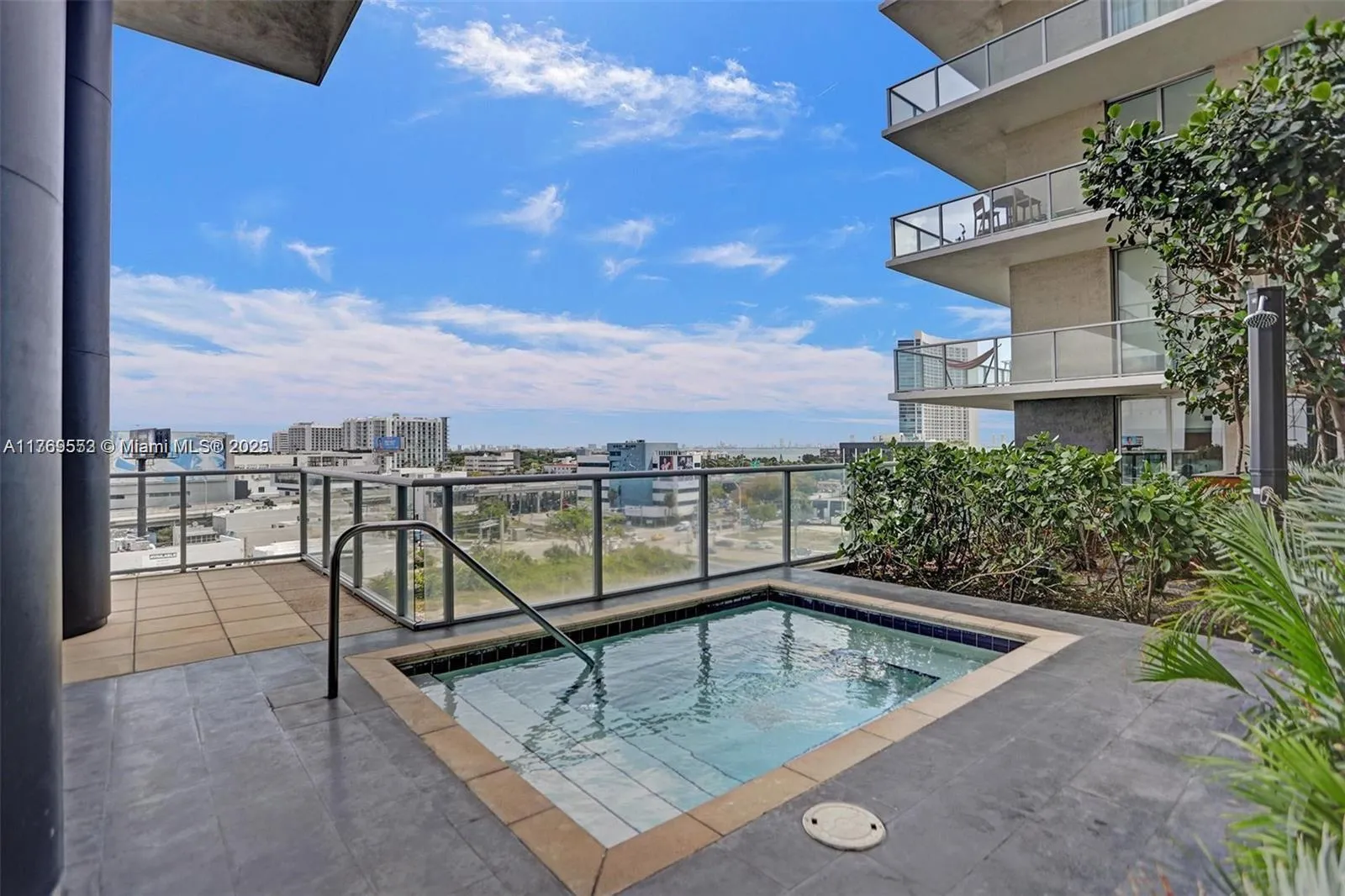 Miami, Florida 33137, United States, 1 Bedroom Bedrooms, ,2 BathroomsBathrooms,Residential,Active,94623