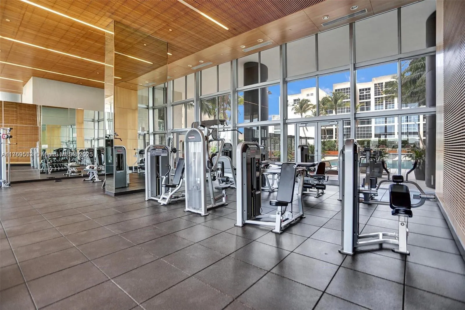 Miami, Florida 33137, United States, 1 Bedroom Bedrooms, ,2 BathroomsBathrooms,Residential,Active,94623