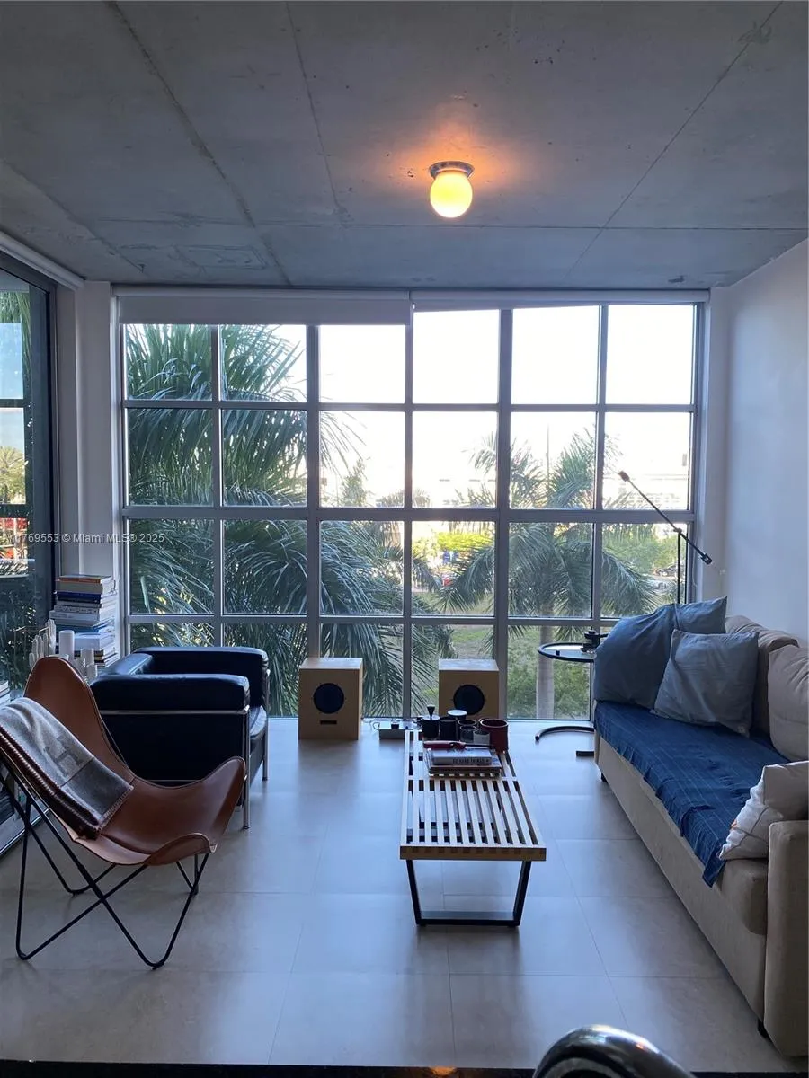 Miami, Florida 33137, United States, 1 Bedroom Bedrooms, ,2 BathroomsBathrooms,Residential,Active,94623