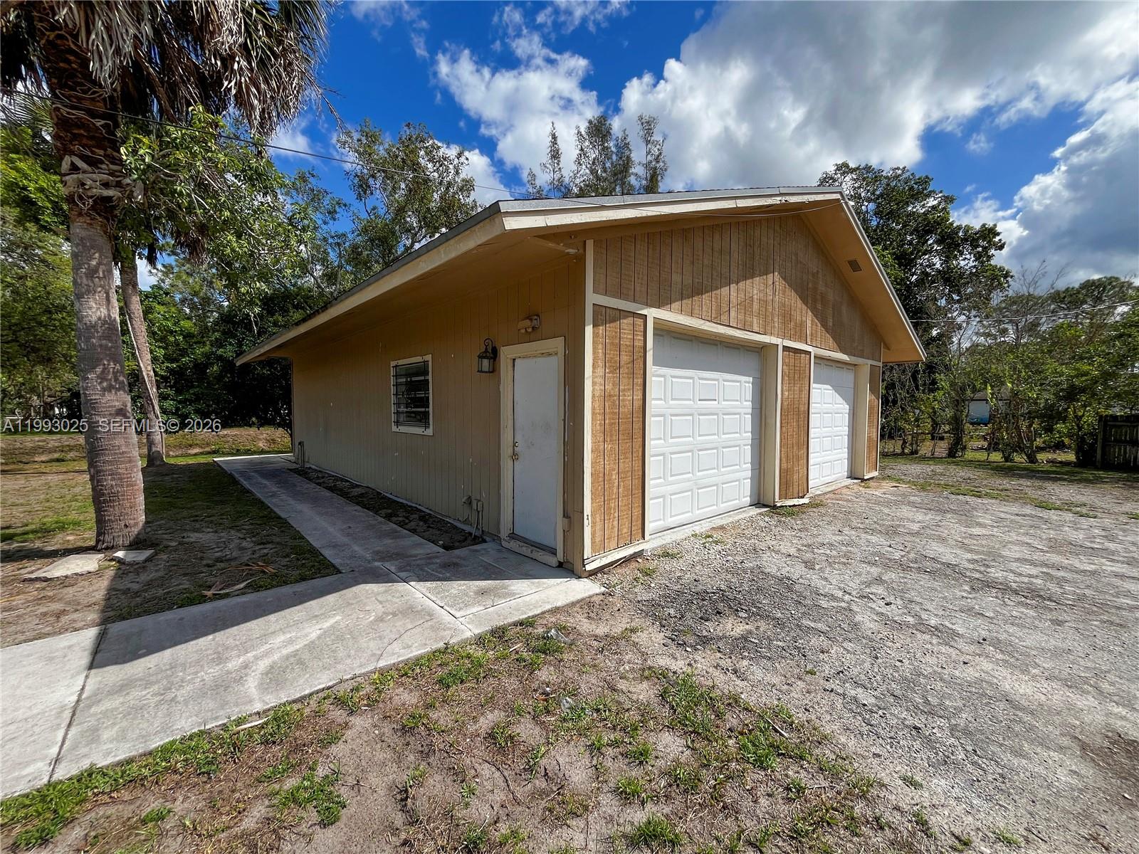 Acreage - Residential