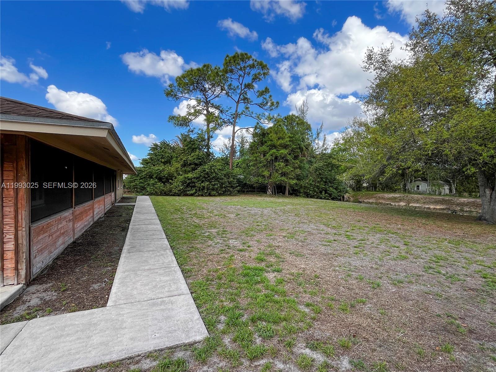 Acreage - Residential