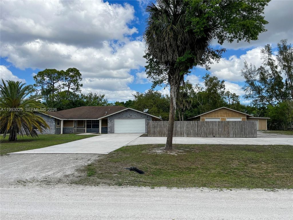 Photo of 13587 N 77th Pl N, Other, FL 33412 (MLS # A11993025)