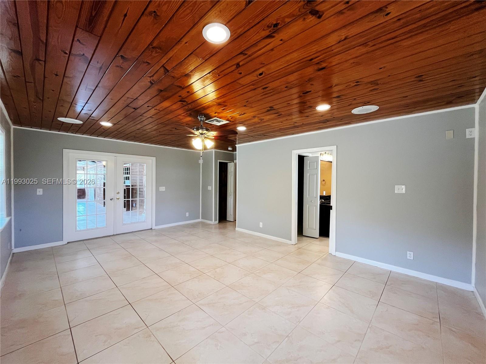 Acreage - Residential