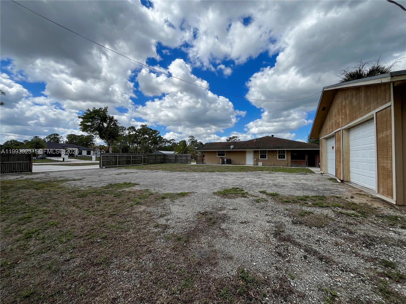 Acreage - Residential