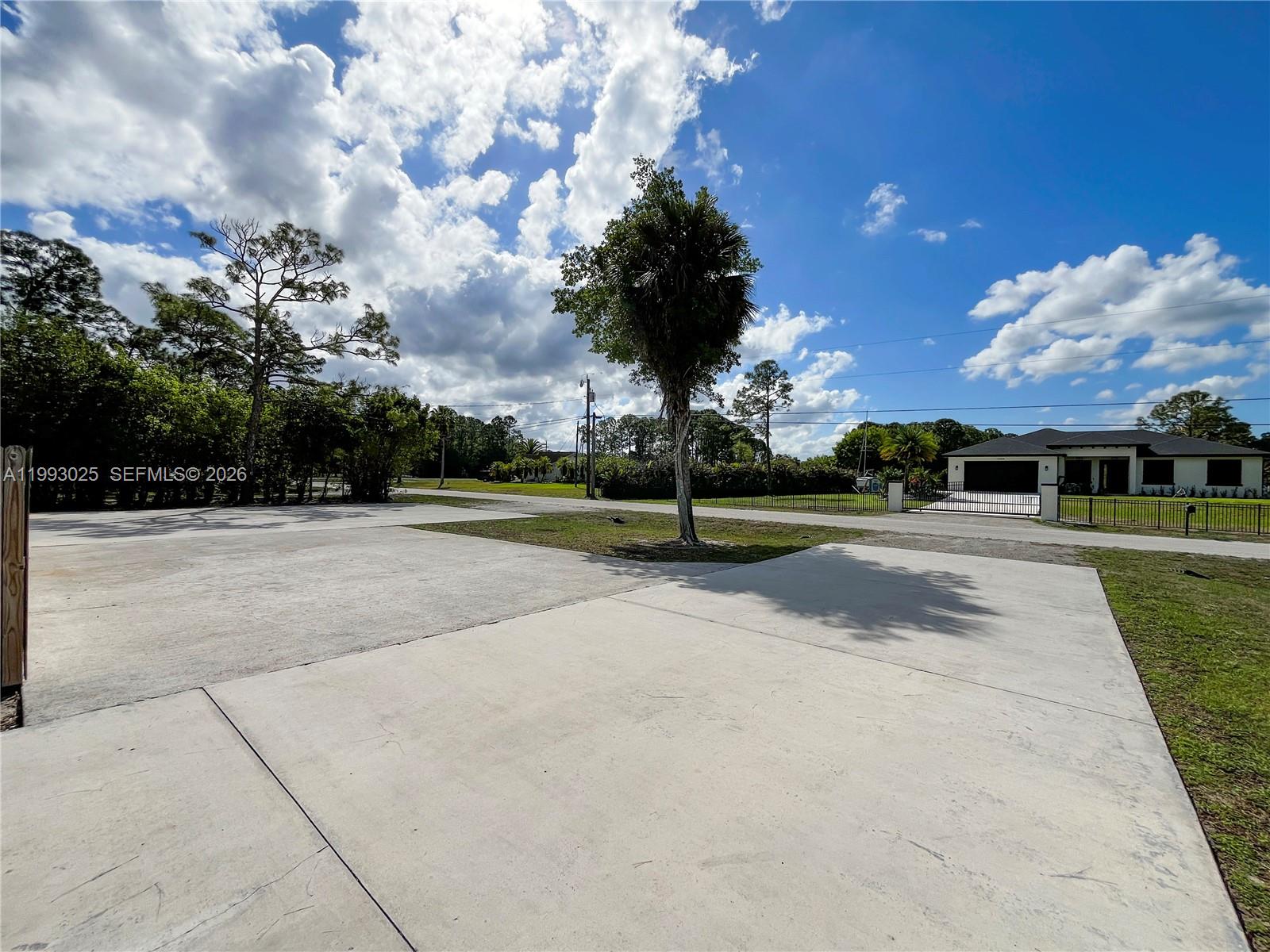 Acreage - Residential