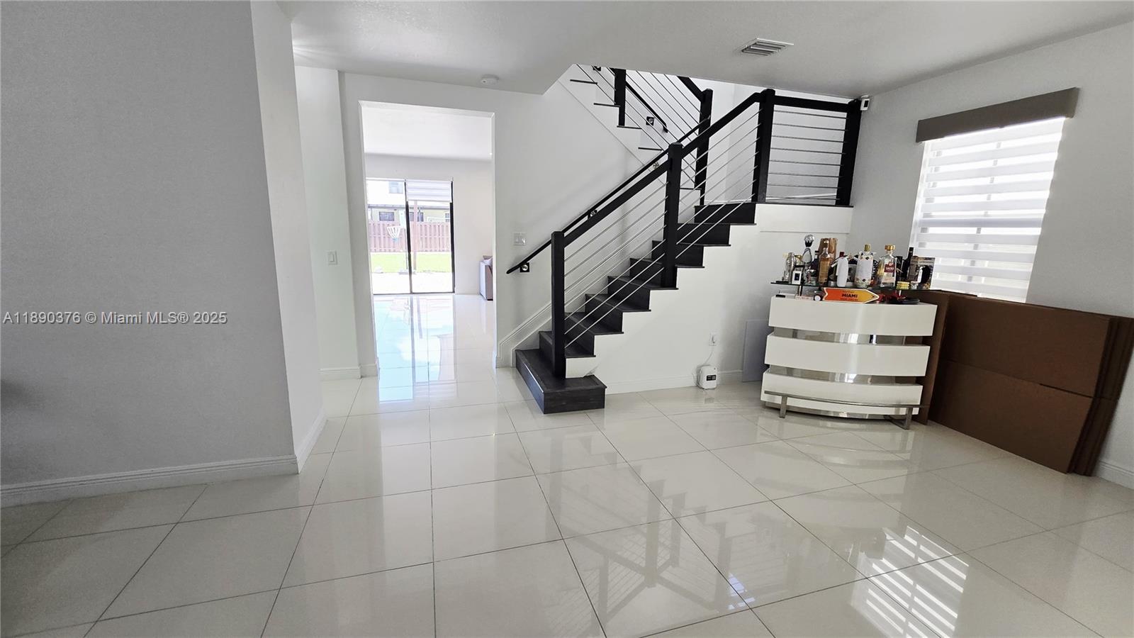 ISLES AT GRAND BAY - Residential Lease