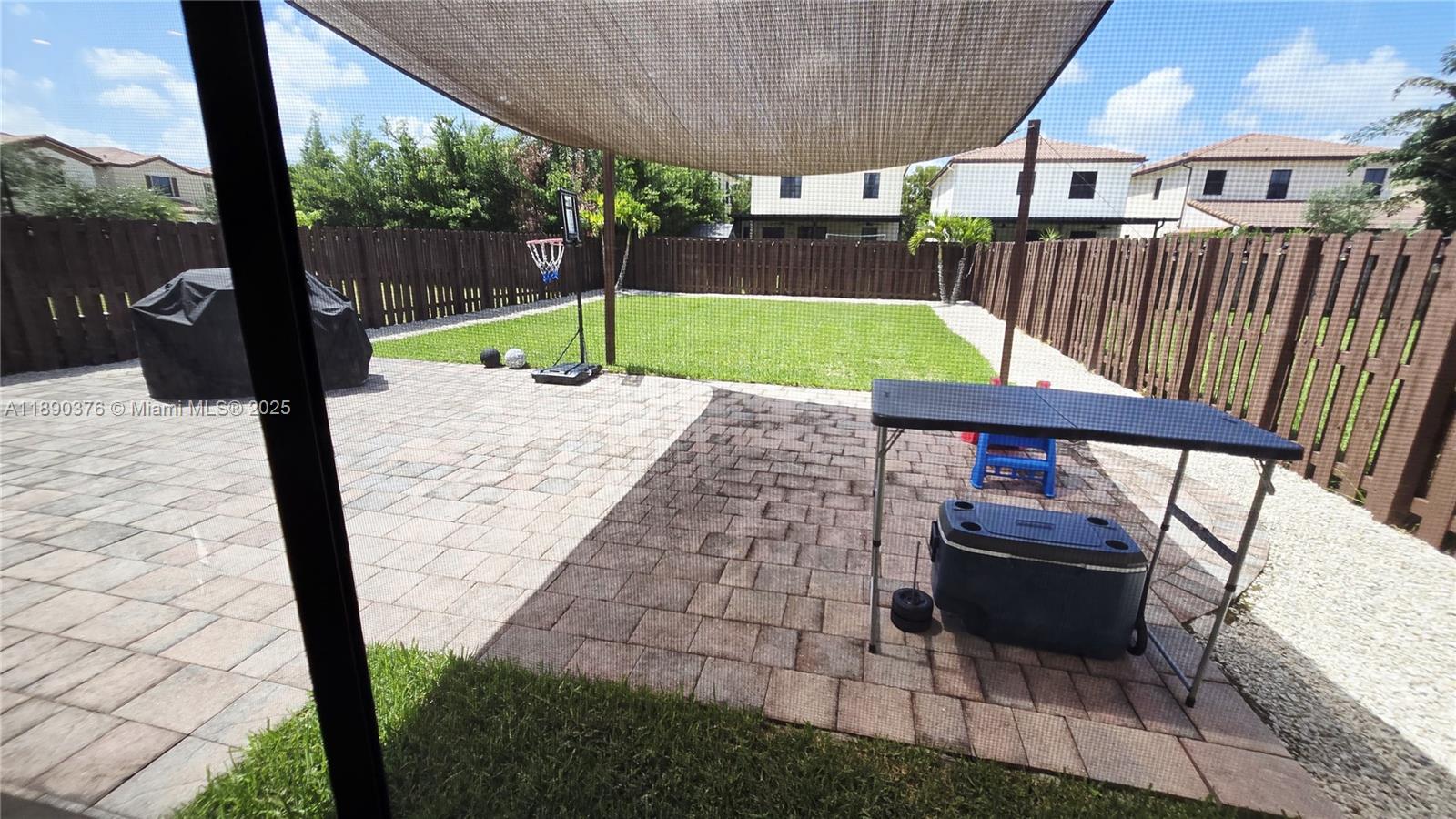 ISLES AT GRAND BAY - Residential Lease