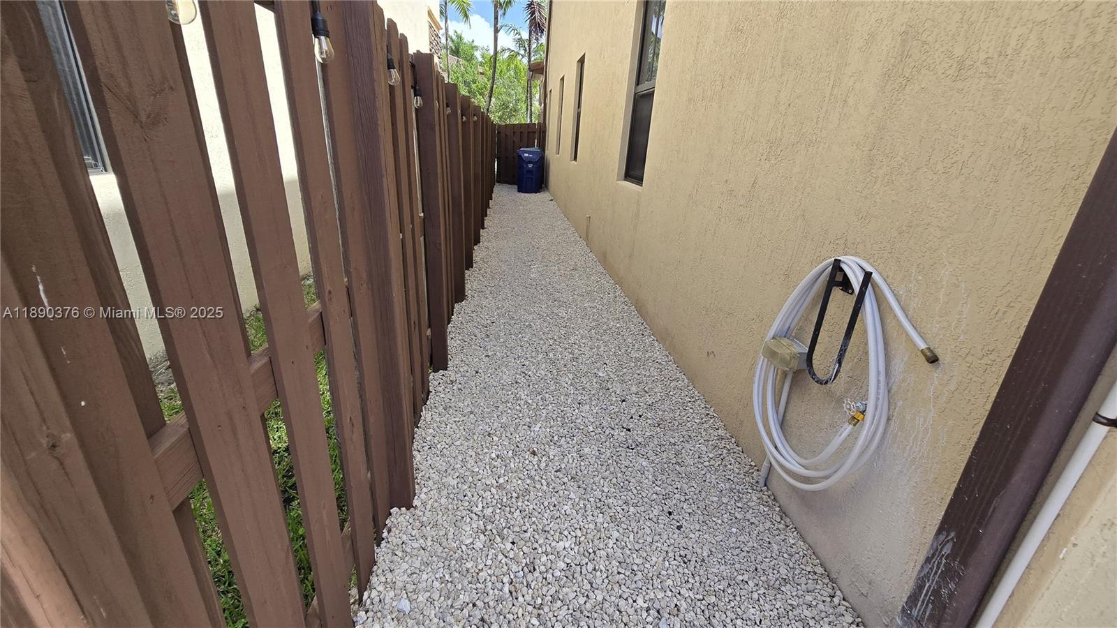 ISLES AT GRAND BAY - Residential Lease