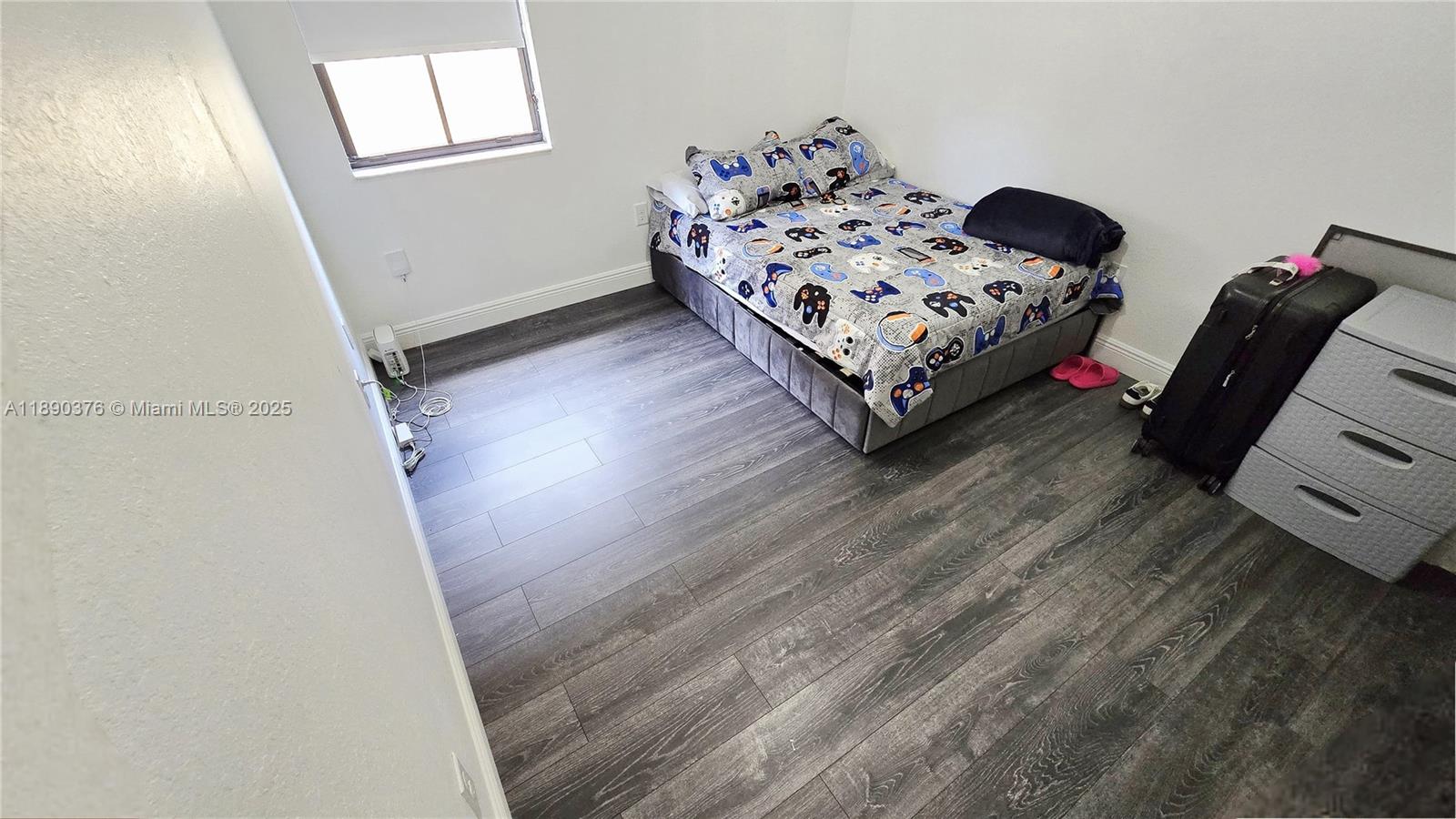 ISLES AT GRAND BAY - Residential Lease