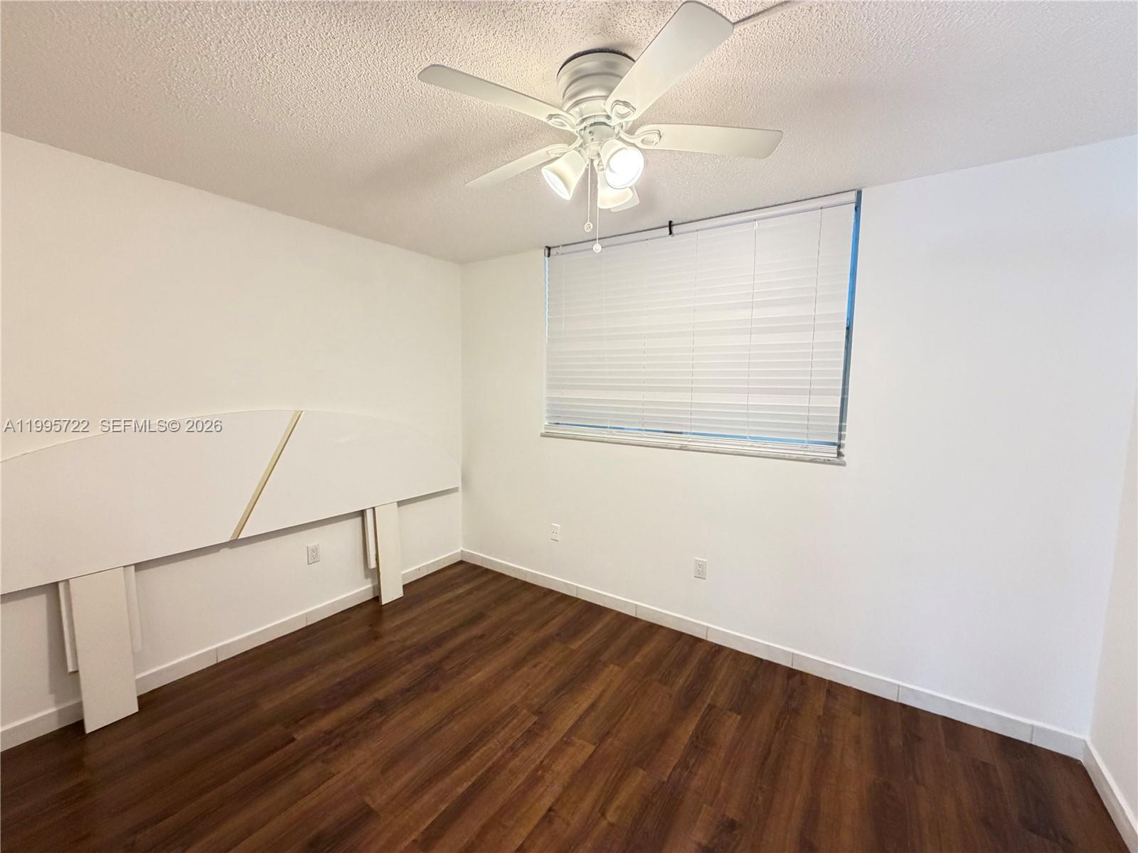 LIME BAY CONDOMINIUM 7 - Residential Lease