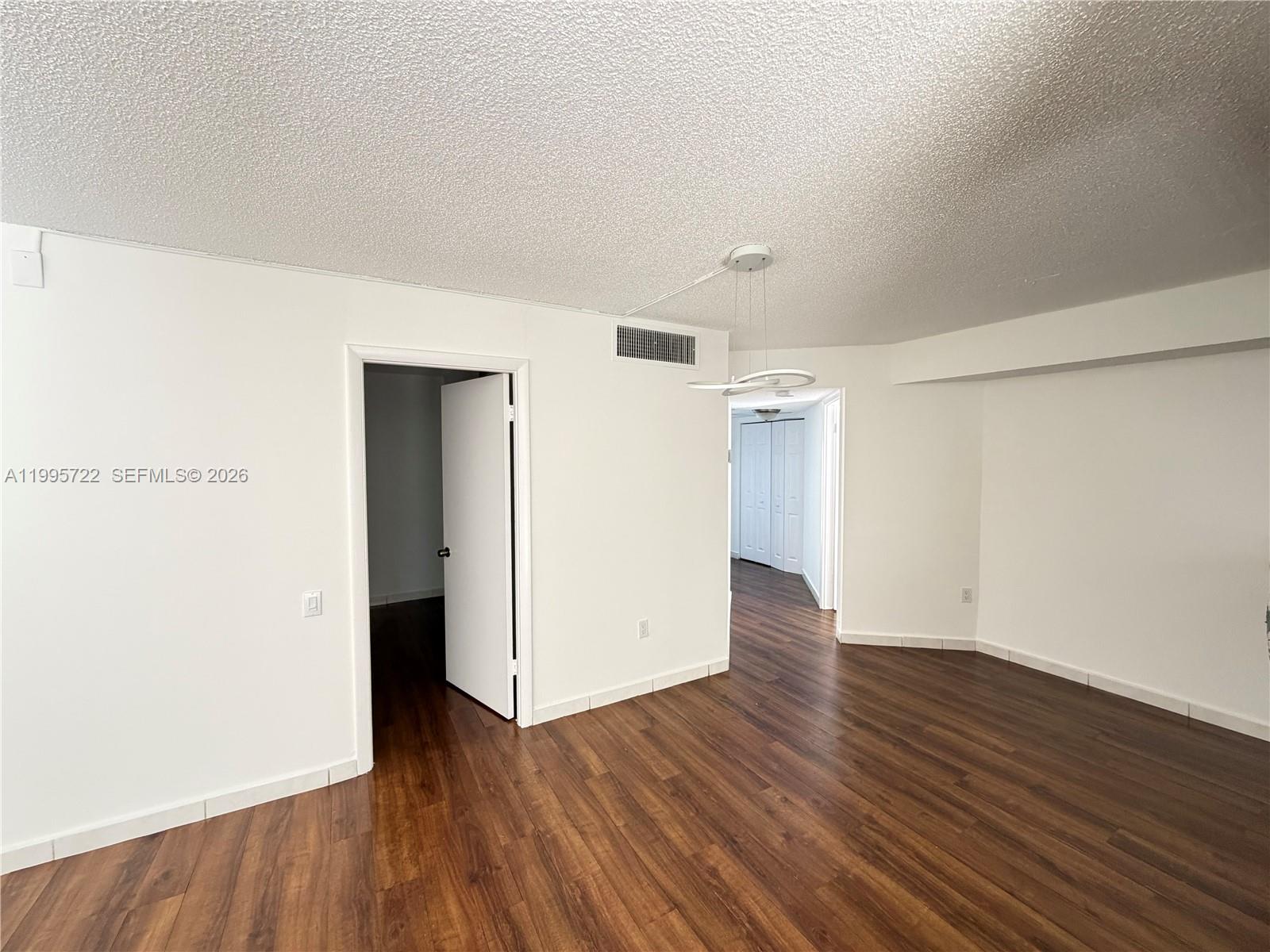 LIME BAY CONDOMINIUM 7 - Residential Lease