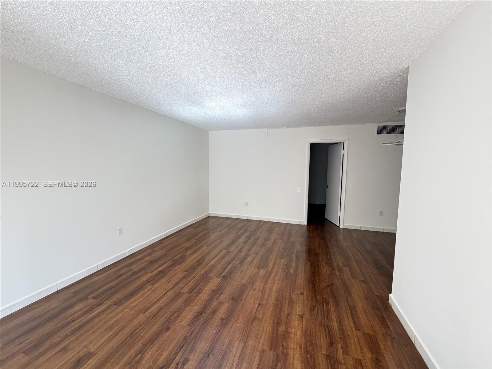 LIME BAY CONDOMINIUM 7 - Residential Lease